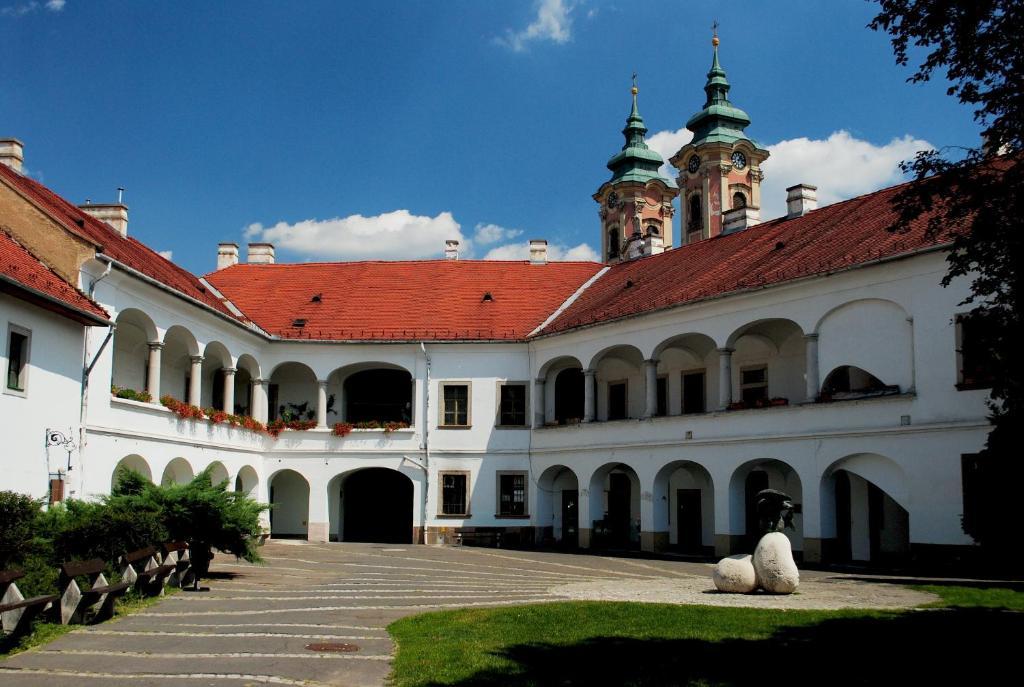Dobo Teri Apartman Eger Exterior foto